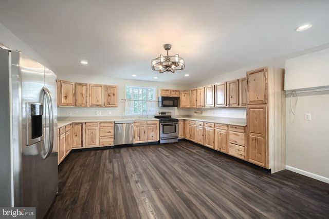 337-2 MAIN, Mcsherrystown, PA 17344