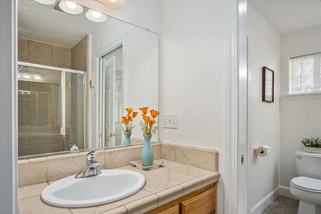 291 Fairway Village Dr, Murphys, CA 95247
