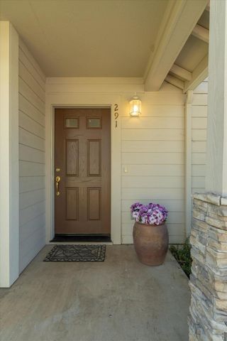 291 Fairway Village Dr, Murphys, CA 95247