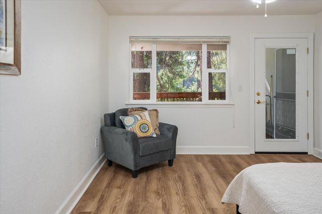 291 Fairway Village Dr, Murphys, CA 95247