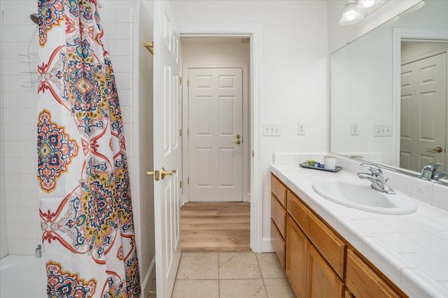 291 Fairway Village Dr, Murphys, CA 95247