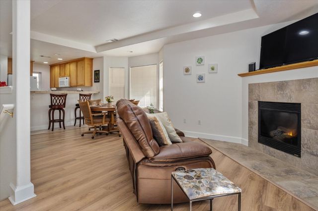 291 Fairway Village Dr, Murphys, CA 95247