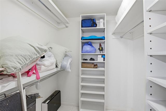 1001 Colony Point Cir 503, Pembroke Pines, FL 33026