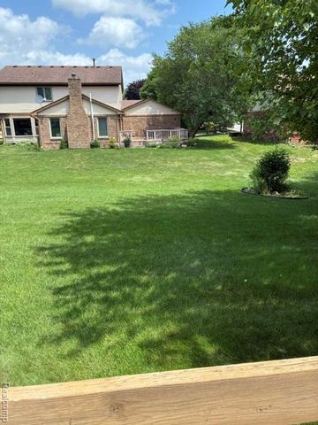 24760 Sutherland Drive, Novi, MI 48374