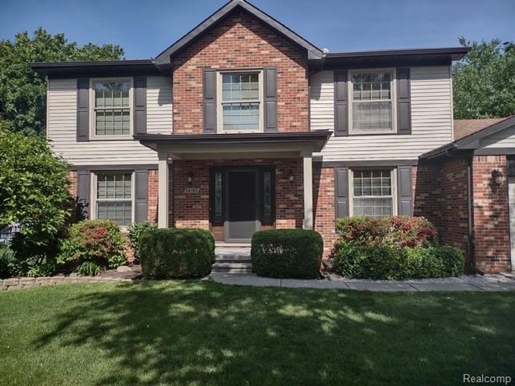 24760 Sutherland Drive, Novi, MI 48374