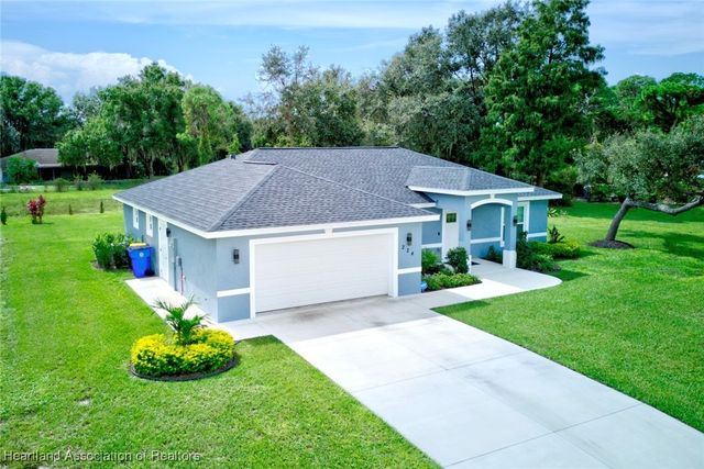 224 Robinhood Terrace, Sebring, FL 33876