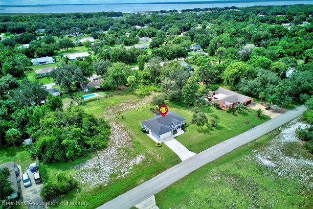 224 Robinhood Terrace, Sebring, FL 33876
