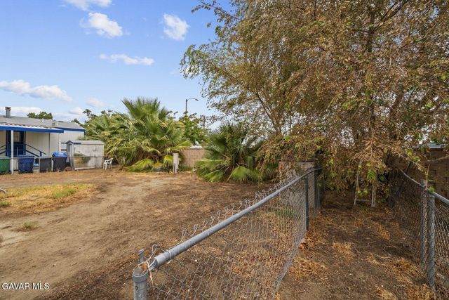 45111 E 25th Street 4, Lancaster, CA 93535