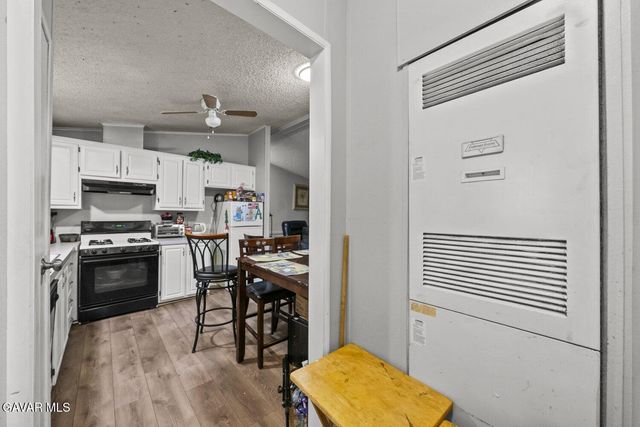 45111 E 25th Street 4, Lancaster, CA 93535