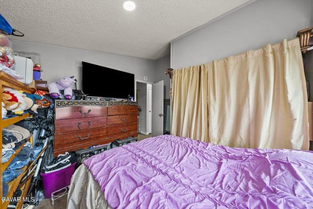 45111 E 25th Street 4, Lancaster, CA 93535