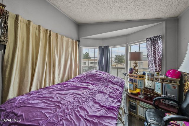 45111 E 25th Street 4, Lancaster, CA 93535