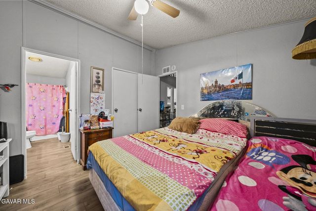45111 E 25th Street 4, Lancaster, CA 93535