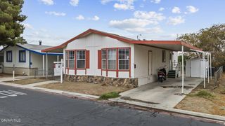 45111 E 25th Street 4, Lancaster, CA 93535