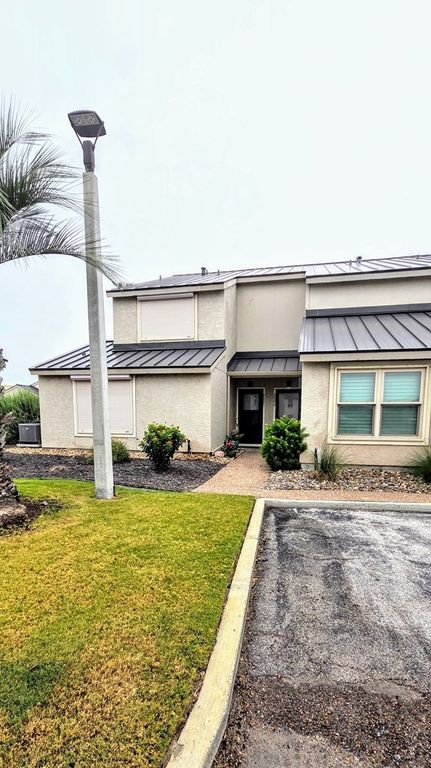 2001 Bayhouse Dr 2001, Rockport, TX 78382 — photo 3