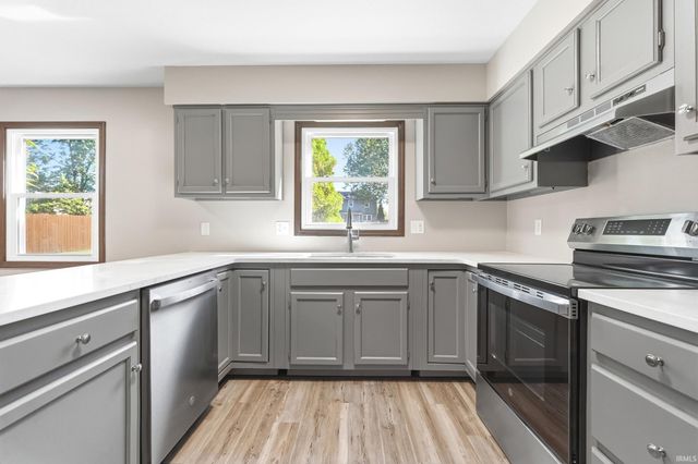 3829 Blythewood Place, Fort Wayne, IN 46804