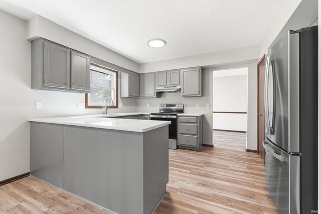 3829 Blythewood Place, Fort Wayne, IN 46804