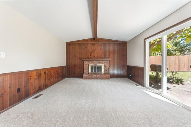 3829 Blythewood Place, Fort Wayne, IN 46804