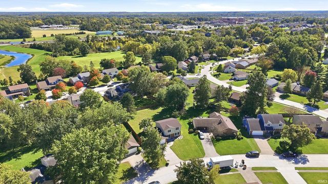 3829 Blythewood Place, Fort Wayne, IN 46804