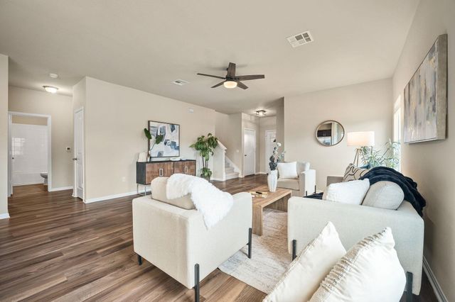 401 Lewisville LN, Leander, TX 78641