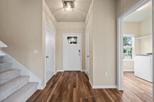401 Lewisville LN, Leander, TX 78641