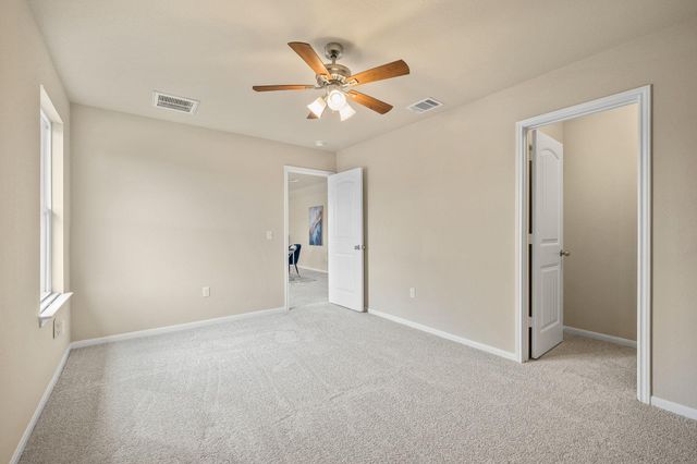 401 Lewisville LN, Leander, TX 78641