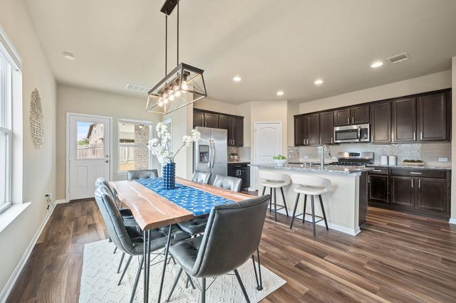 401 Lewisville LN, Leander, TX 78641
