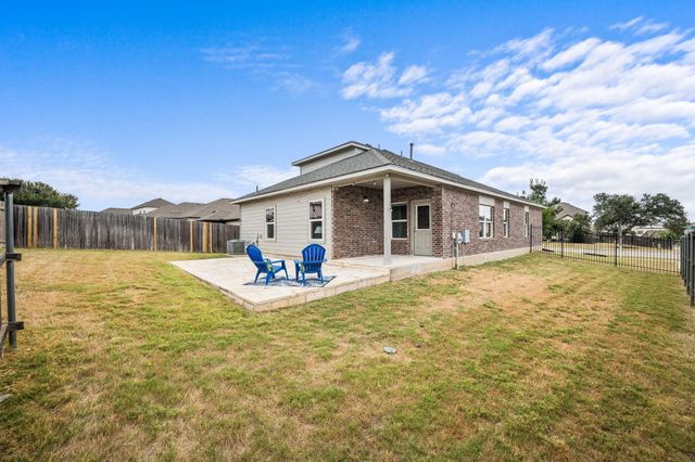 401 Lewisville LN, Leander, TX 78641