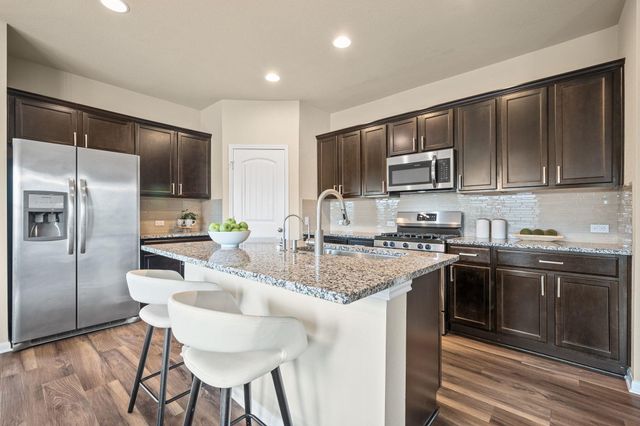 401 Lewisville LN, Leander, TX 78641