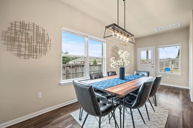 401 Lewisville LN, Leander, TX 78641