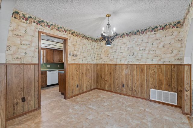 20 County Road 408, Taylor, TX 76574