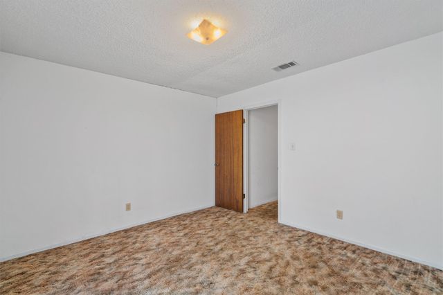 20 County Road 408, Taylor, TX 76574