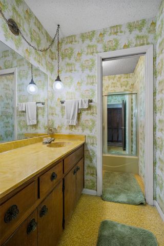 20 County Road 408, Taylor, TX 76574