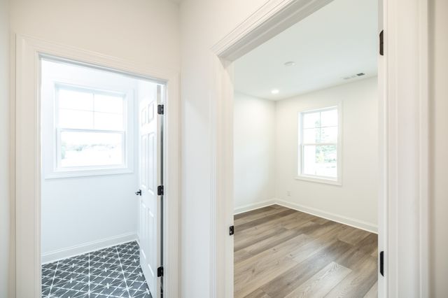 1453 Arbor Park Ln, Hendersonville, TN 37075