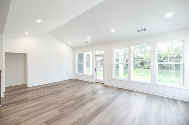 1453 Arbor Park Ln, Hendersonville, TN 37075