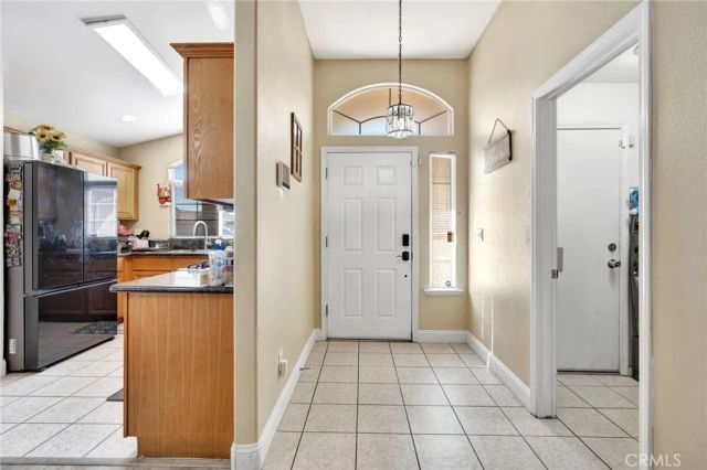 980 Redwood, Parlier, CA 93648