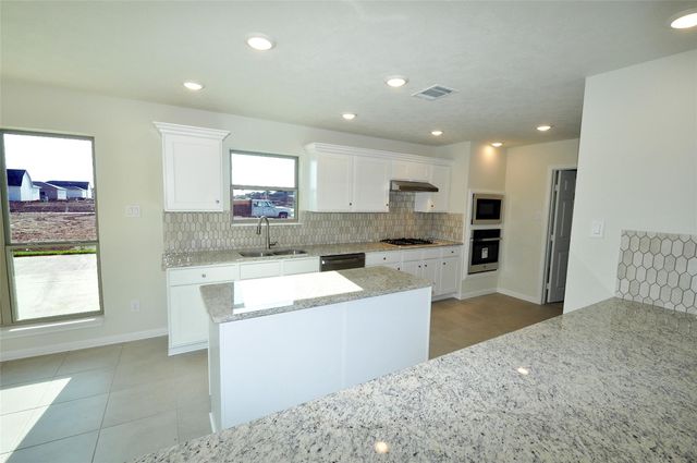 2213 Ensenada Drive, League City, TX 77539