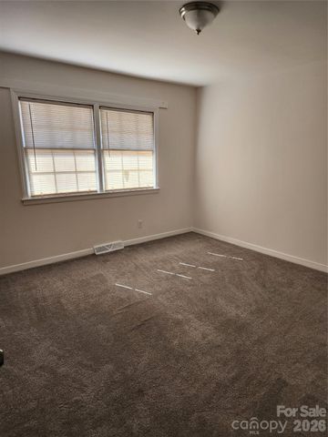 601 Camrose Drive, Charlotte, NC 28215