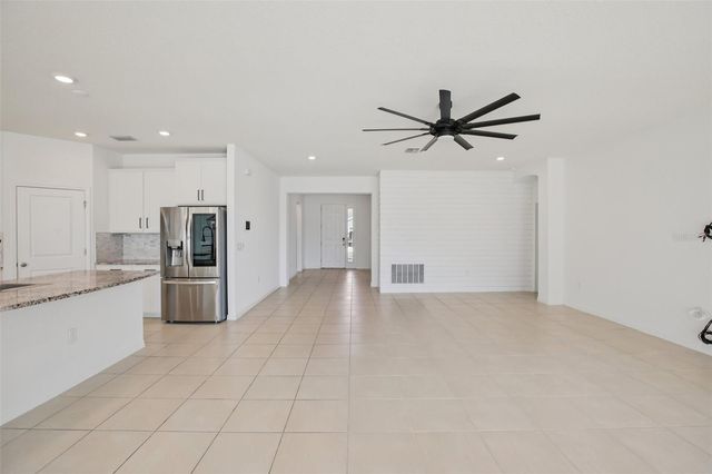 10747 LAXER CAY LOOP, San Antonio, FL 33576