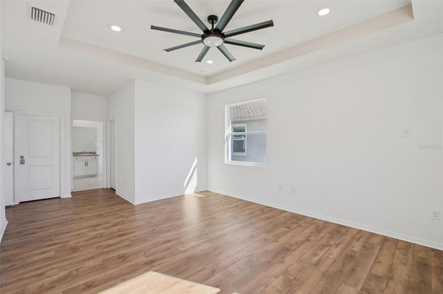 10747 LAXER CAY LOOP, San Antonio, FL 33576