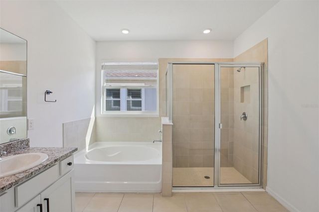 10747 LAXER CAY LOOP, San Antonio, FL 33576