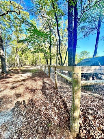 104 Bridle Path Lane, Carthage, NC 28327