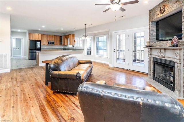 104 Bridle Path Lane, Carthage, NC 28327