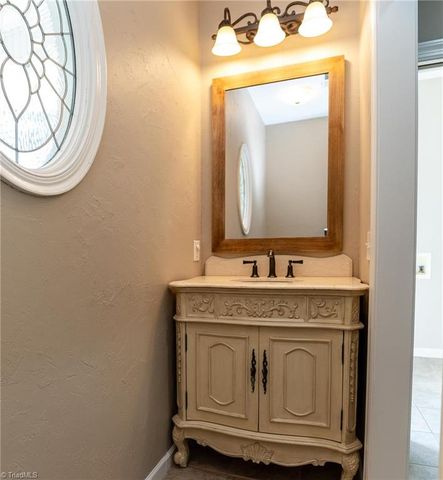 104 Bridle Path Lane, Carthage, NC 28327