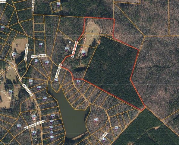 104 Bridle Path Lane, Carthage, NC 28327