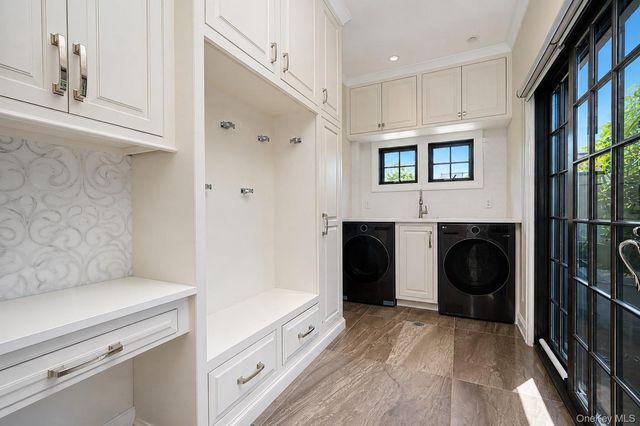 28 Durges Street, Staten Island, NY 10304