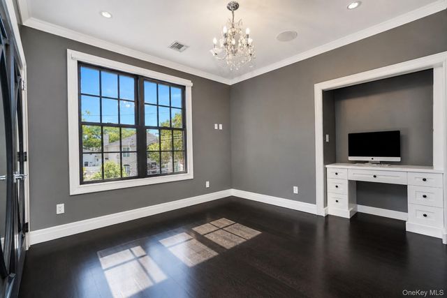 28 Durges Street, Staten Island, NY 10304