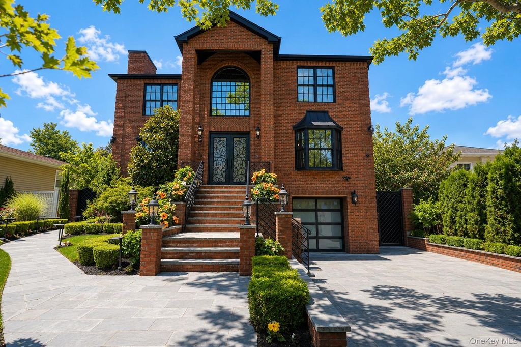 28 Durges Street, Staten Island, NY 10304 — photo 2