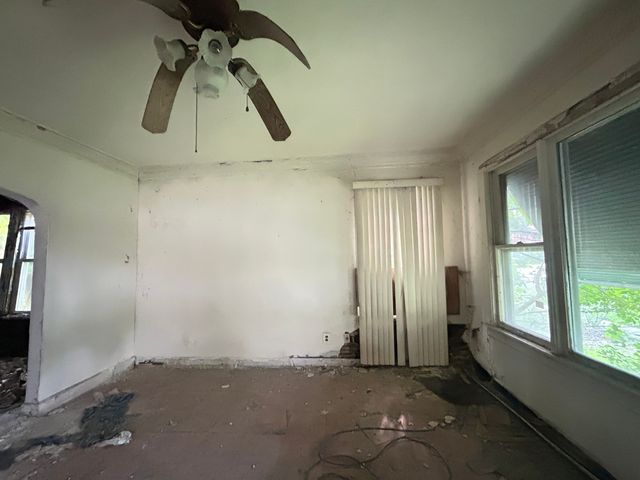 10217 S Wallace Street, Chicago, IL 60628