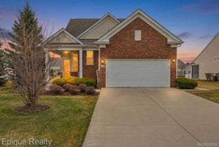 9415 Sand Hill Drive, Grand Blanc Charter Township, MI 48439