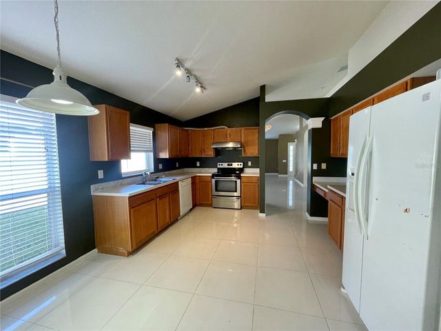 1031 SUMMER BREEZE DRIVE, Brandon, FL 33511